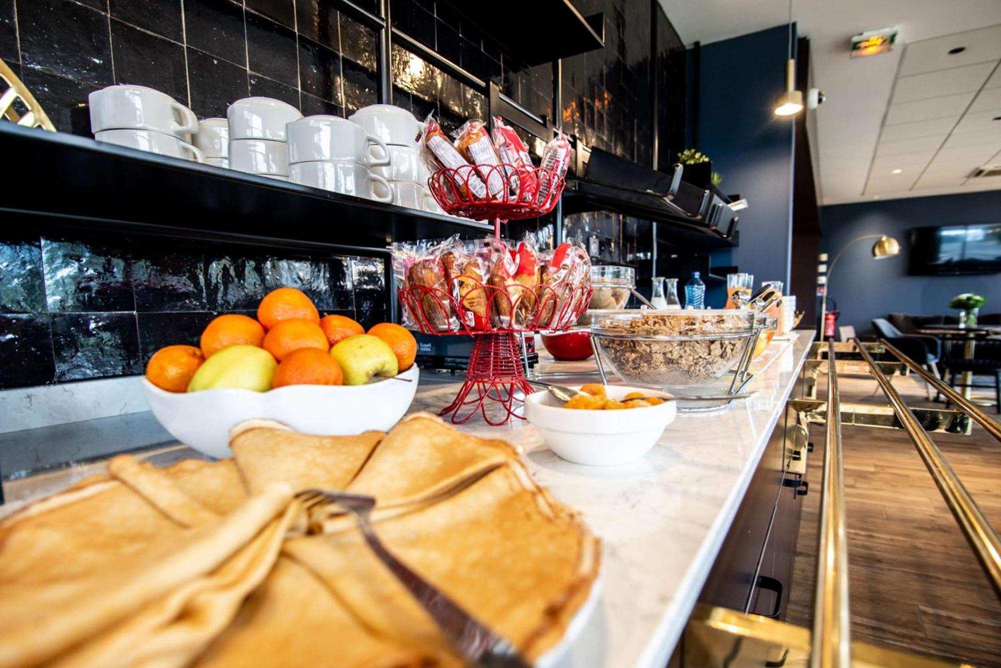 Brit Hotel Du Stade Rennes Ouest エクステリア 写真
