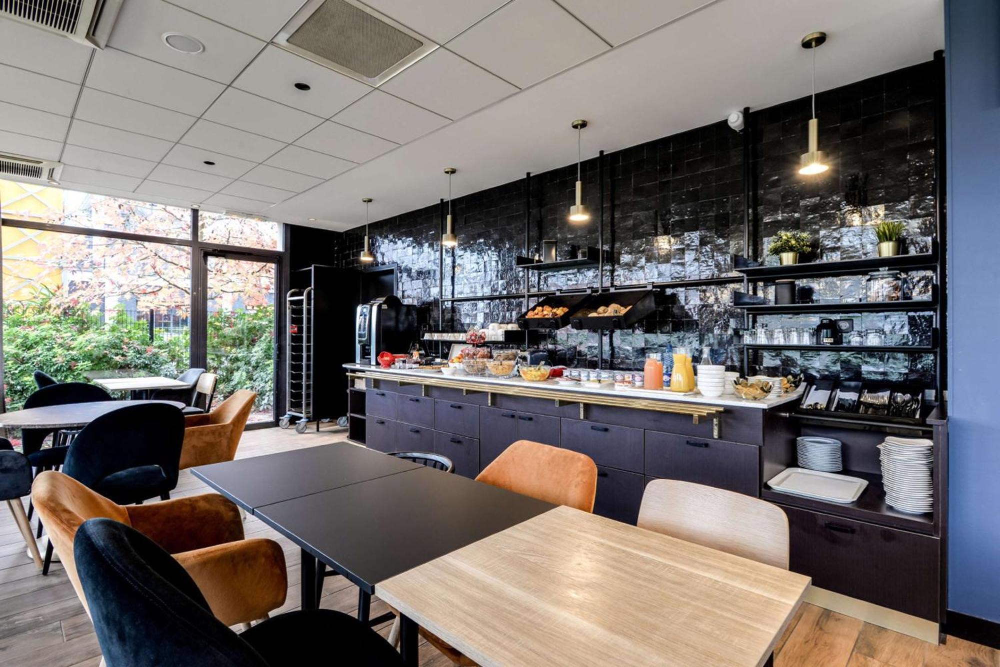 Brit Hotel Du Stade Rennes Ouest エクステリア 写真