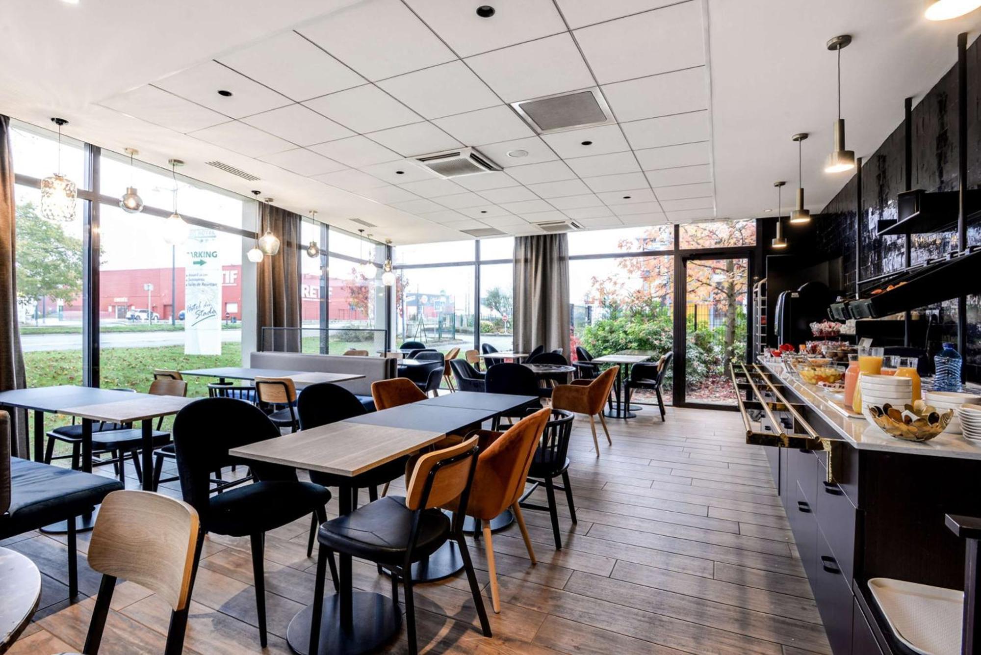 Brit Hotel Du Stade Rennes Ouest エクステリア 写真