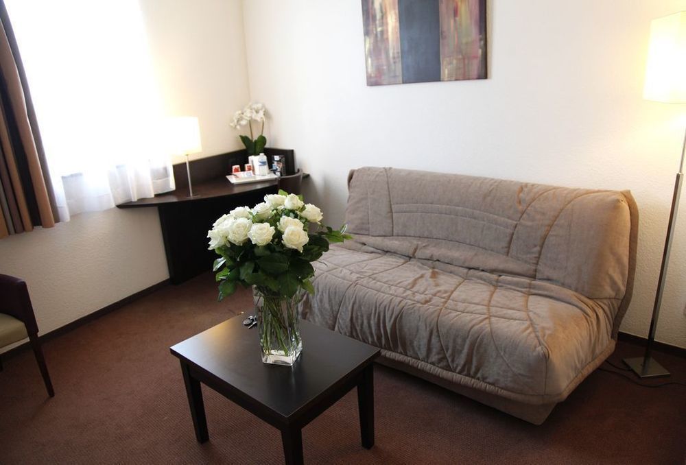 Brit Hotel Du Stade Rennes Ouest エクステリア 写真