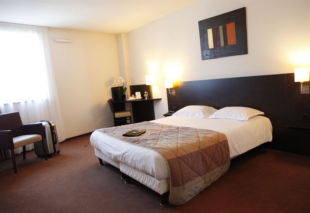 Brit Hotel Du Stade Rennes Ouest エクステリア 写真